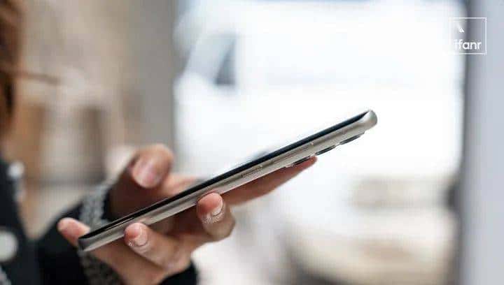 三零手机魅族 18 系列如何选？选小屏旗舰还是大屏航母？