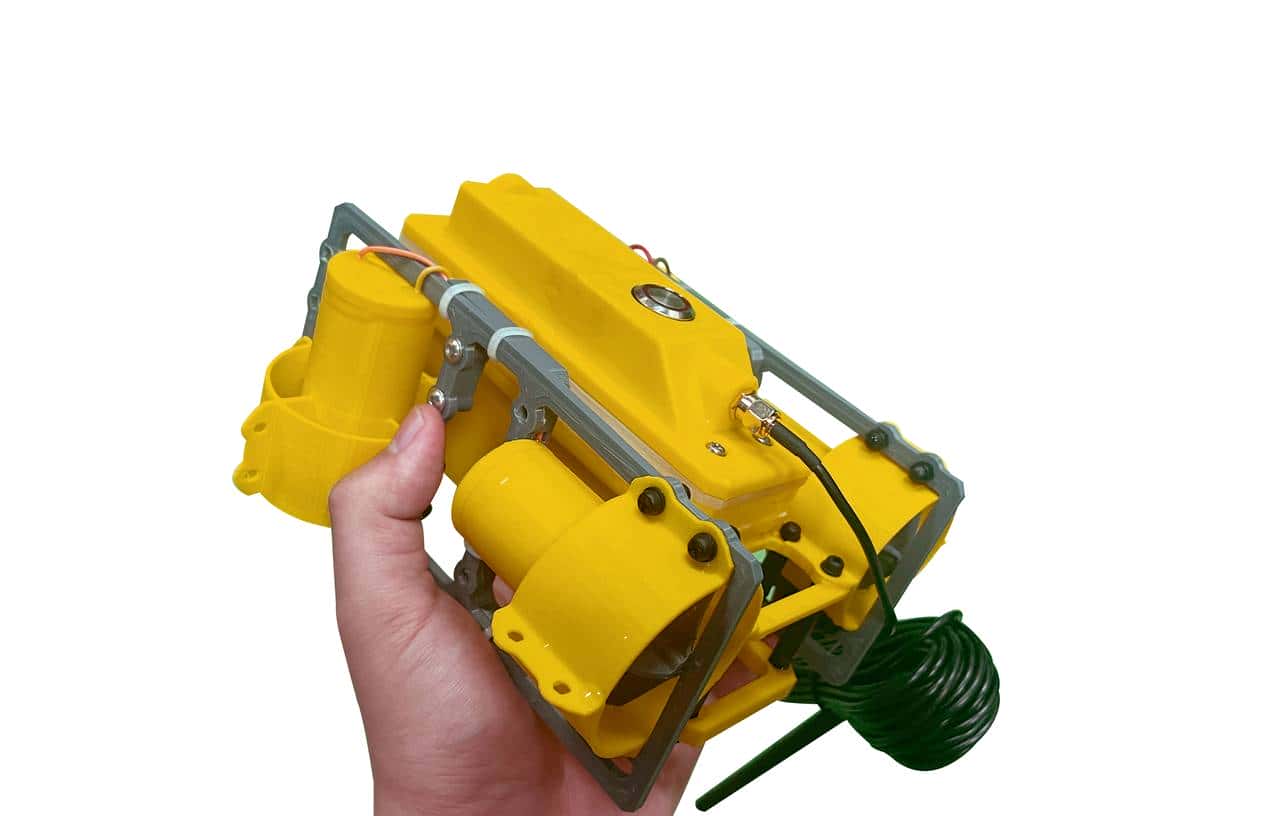 教你做水下无人机，超简单，成本200