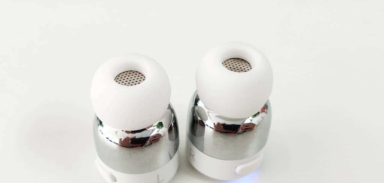 70小时续航宣告王者归来，诺基亚首款全无线耳机BH-705评测报告