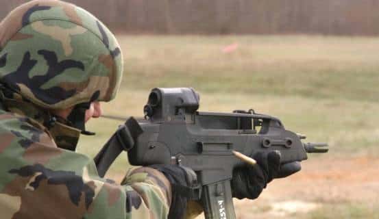 「游戏内外」超短裙JK+美少女机甲，红警3单位原型（帝国步兵篇）