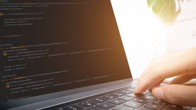 Excel 中一个为所有选中的单元格同时输入一样的内容或公式的操作
