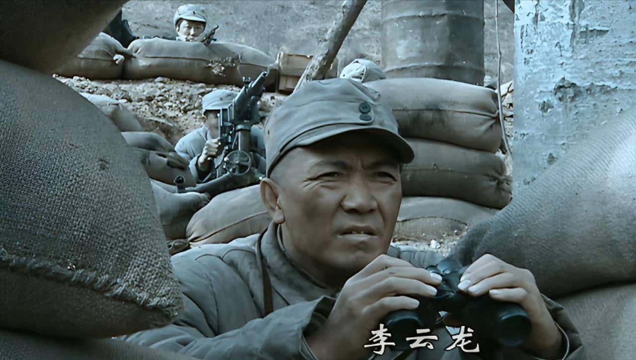 亮剑：难怪坂田会被李云龙一炮轰掉，你看他为啥把指挥部设在高处