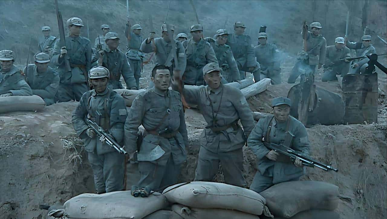 亮剑：难怪坂田会被李云龙一炮轰掉，你看他为啥把指挥部设在高处