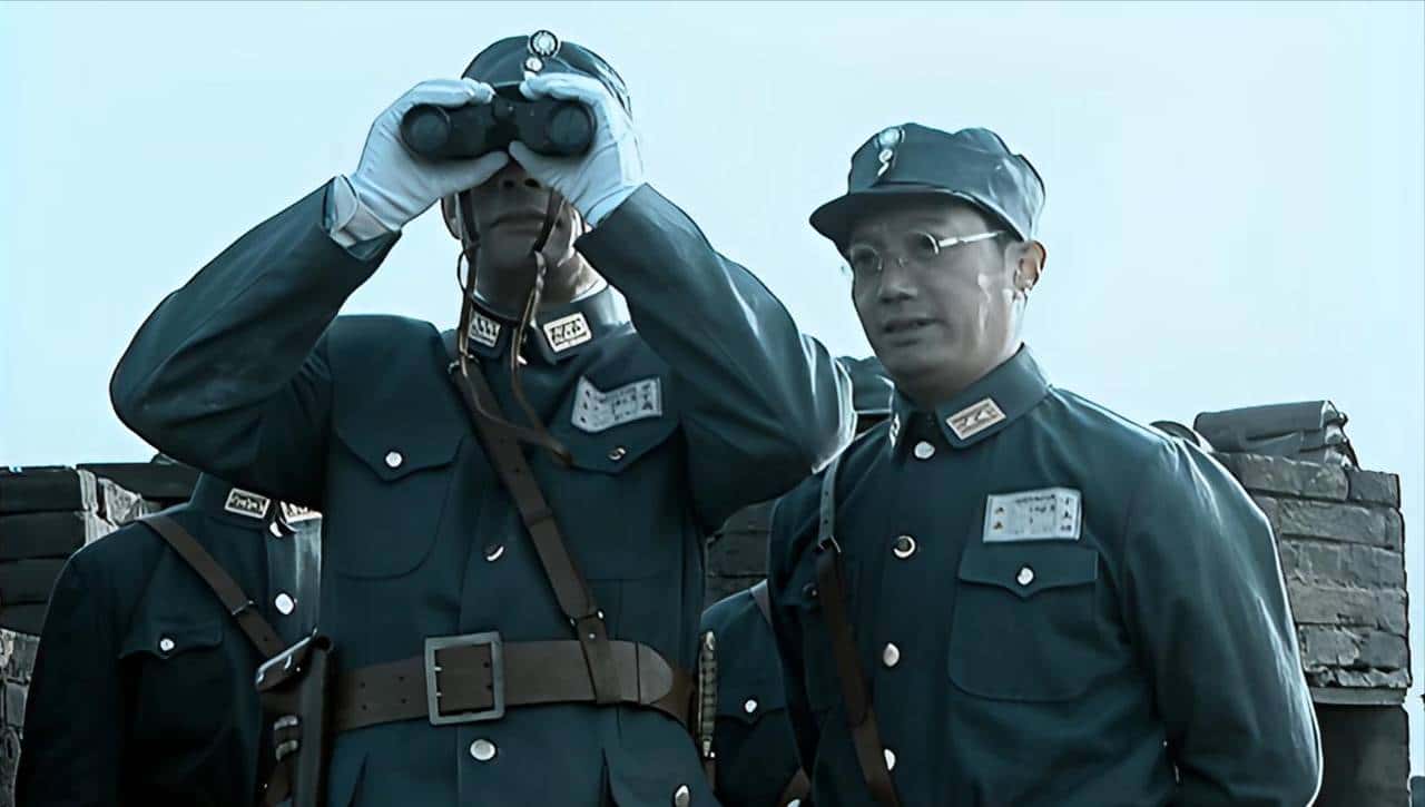 亮剑：难怪坂田会被李云龙一炮轰掉，你看他为啥把指挥部设在高处