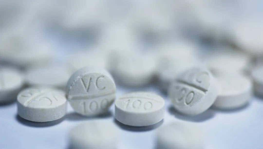 每天吃1片维生素C，最后会怎样？