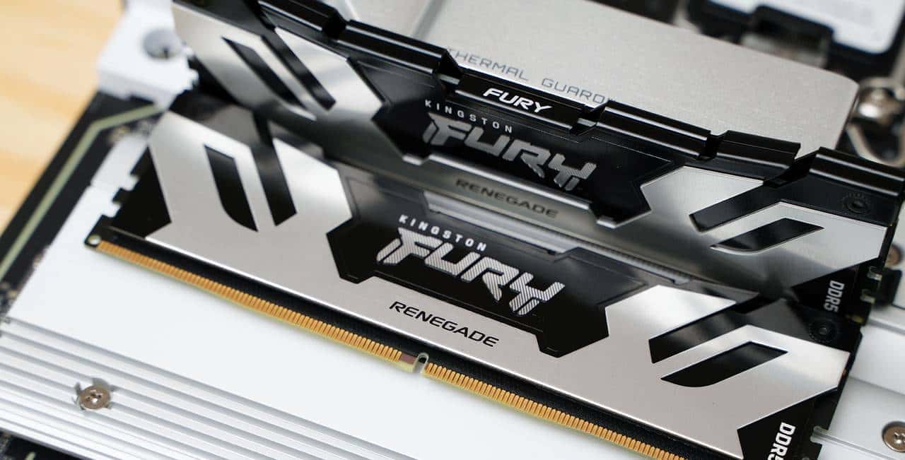 2K游戏神器 七彩虹iGame GeForce RTX 5070 Ultra W OC 12GB评测