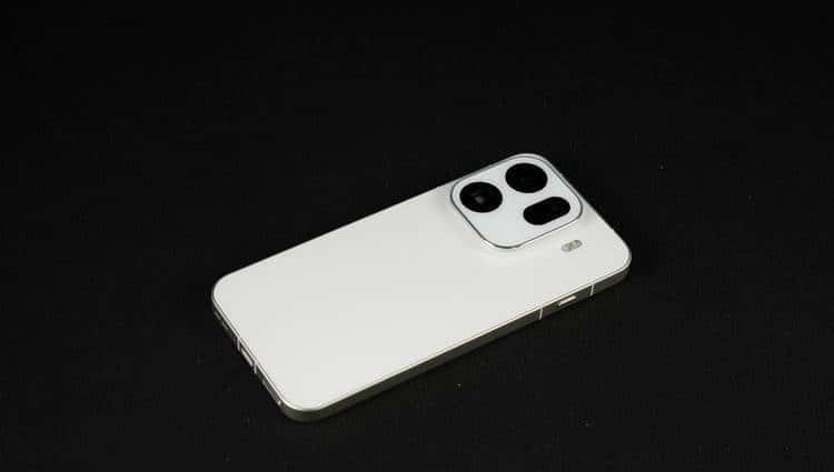 OPPO Find X9系列双机首测：不再摇摆，勇敢做自己