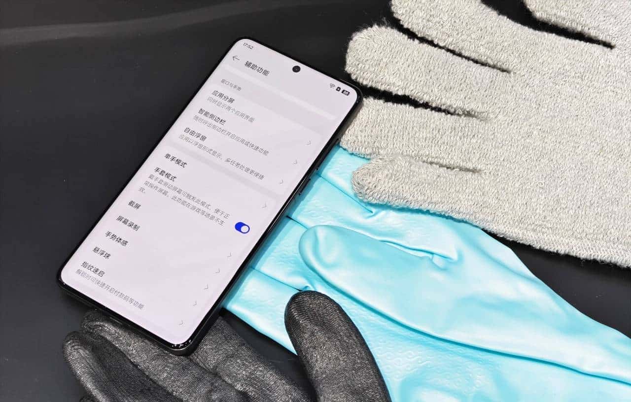 友商承让了，一加13评测：4499元起的骁龙8至尊版+2K屏+潜望长焦