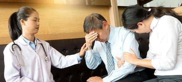 原来土葬比火葬更可怕，人死后埋入地下一个月，尸体会发生什么？