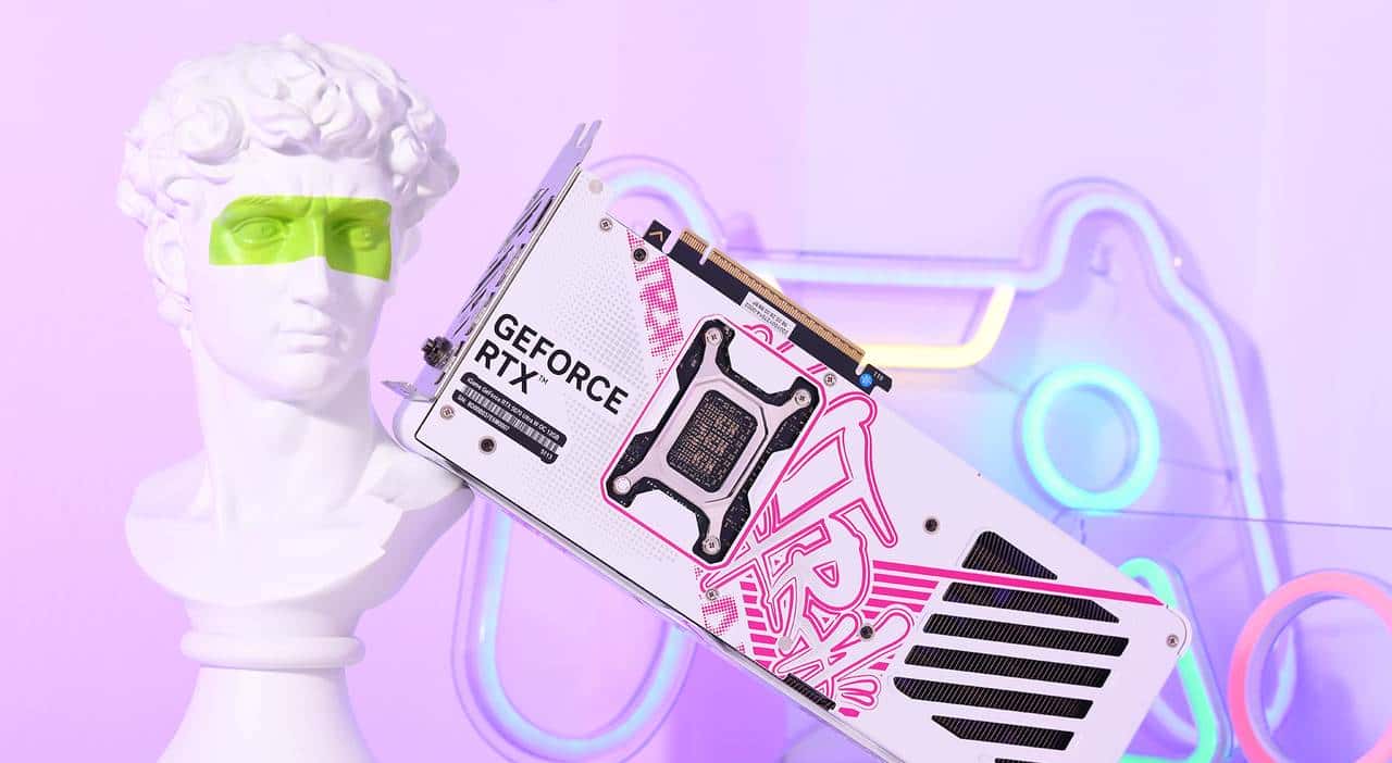 2K游戏神器 七彩虹iGame GeForce RTX 5070 Ultra W OC 12GB评测