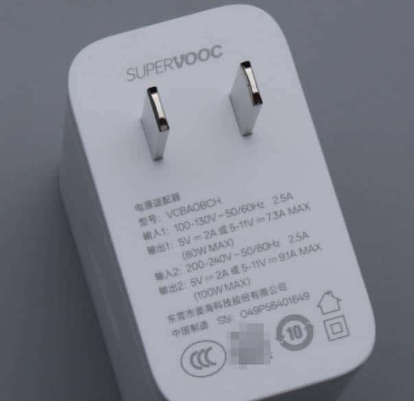 友商承让了，一加13评测：4499元起的骁龙8至尊版+2K屏+潜望长焦