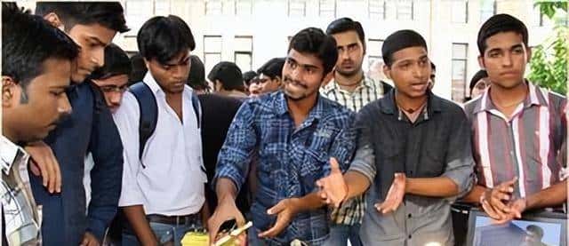 普京放出猛料,为莫迪强势站台,但中国名字一出,普京立刻警惕了