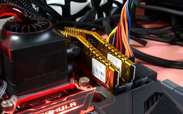 入门级SSD如何选？高端TLC or 低端MLC？