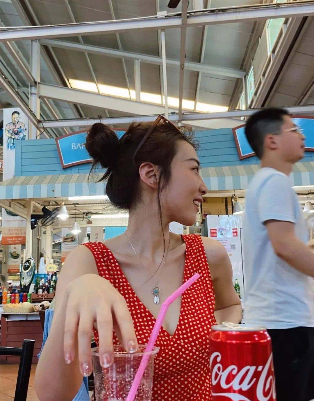 用800块过上理想生活、花50w“重启人生”，她们说这是今年花得最值的一笔钱！