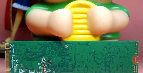 入门级SSD如何选？高端TLC or 低端MLC？