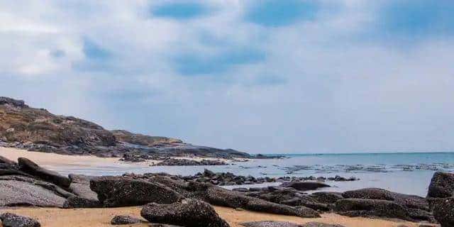 未经批准!珠海男子带锄头登无人岛,被抓后现场查获“牛大力”