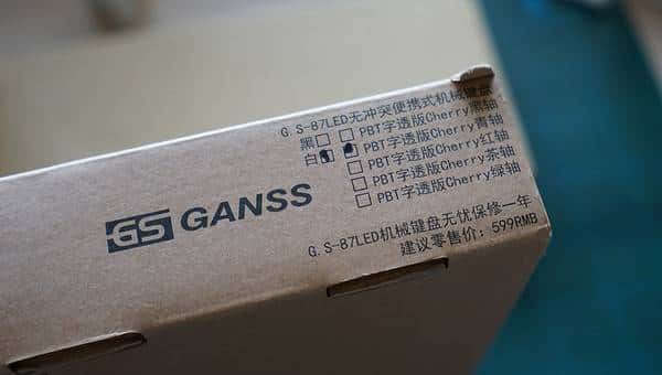针尖与麦芒的较量：高斯 GANSS G.S-87 PBT背光机械键盘众测报告，对比评测ikbc-g87