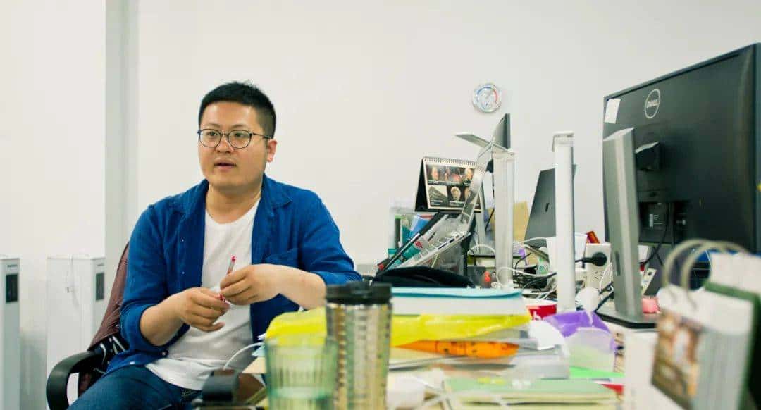 杨一：中文播客正在抄小路奔向大众