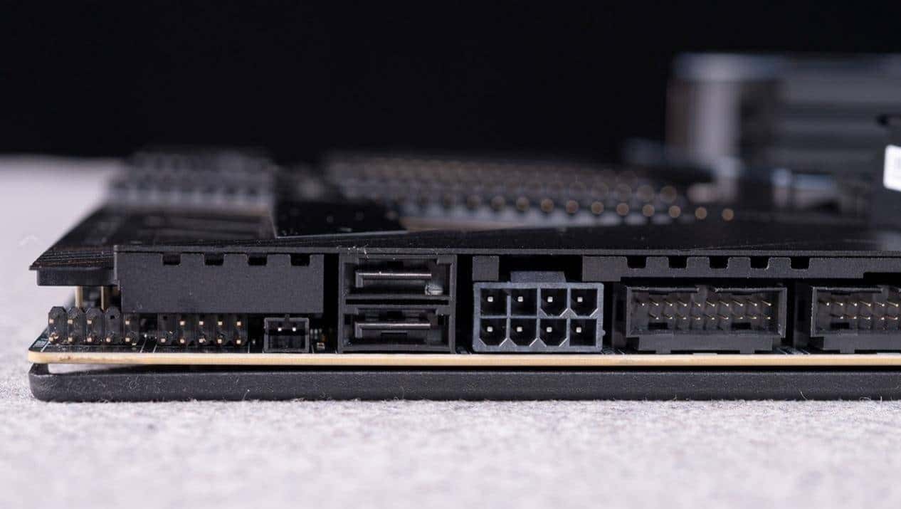 十年超神，巅峰再临：微星 MEG X870E GODLIKE X EDITION超神主板首发评测