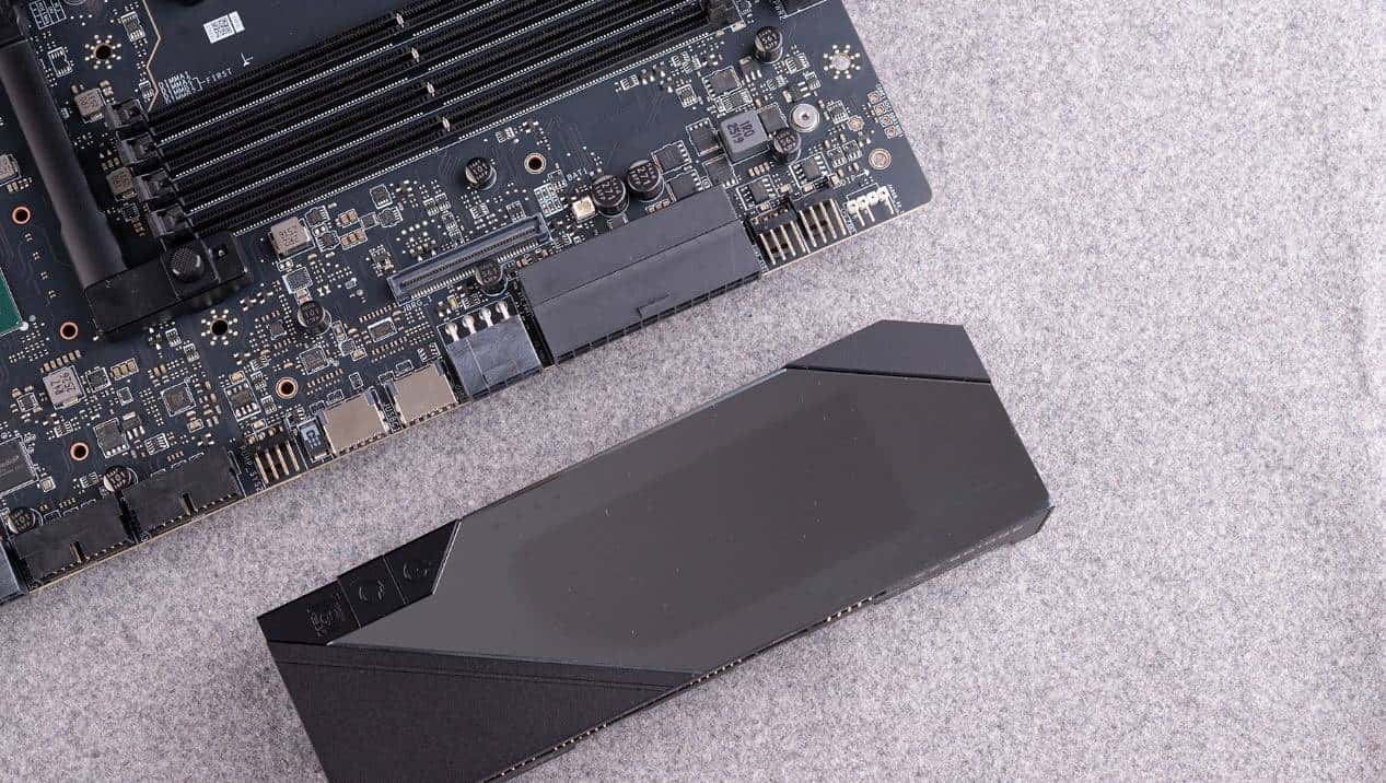 十年超神，巅峰再临：微星 MEG X870E GODLIKE X EDITION超神主板首发评测