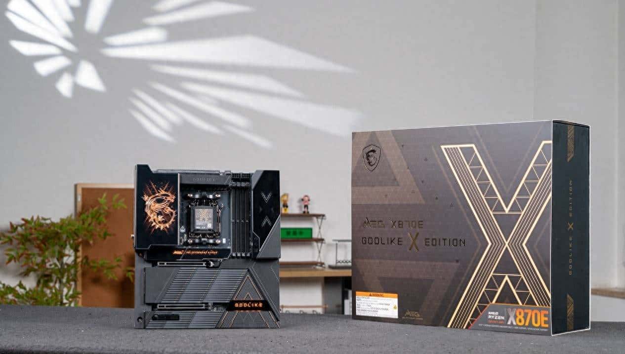 十年超神，巅峰再临：微星 MEG X870E GODLIKE X EDITION超神主板首发评测