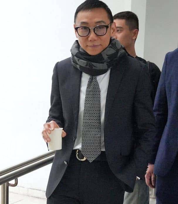 张柏芝对簿公堂：4000万骗局背后的干爹、假合同与泪崩真相