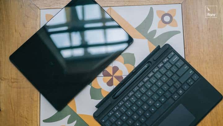 高通挖了苹果芯片工程师,还想造芯打败 M 芯片