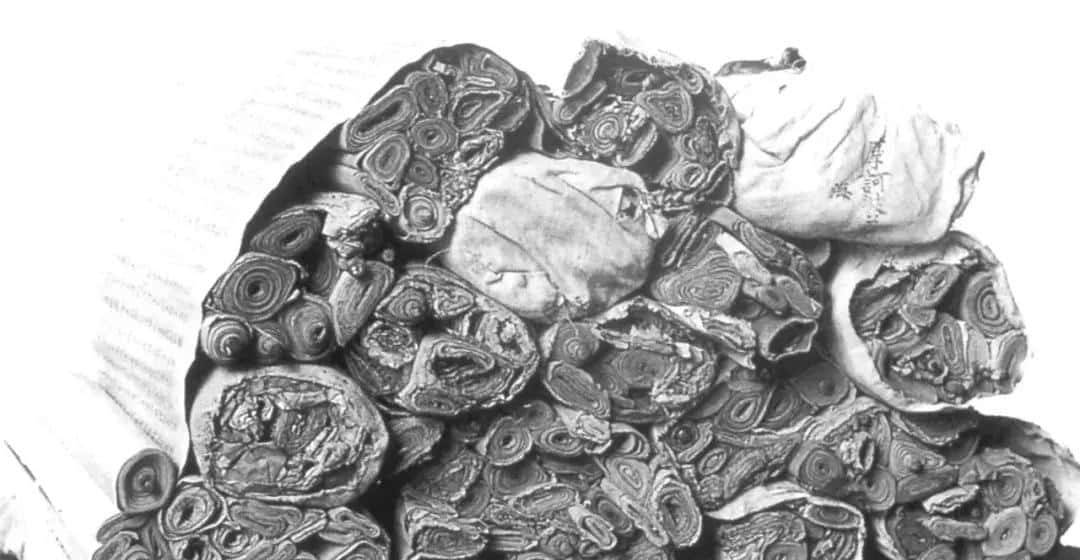 荣新江|敦煌藏经洞的性质及其封闭缘由