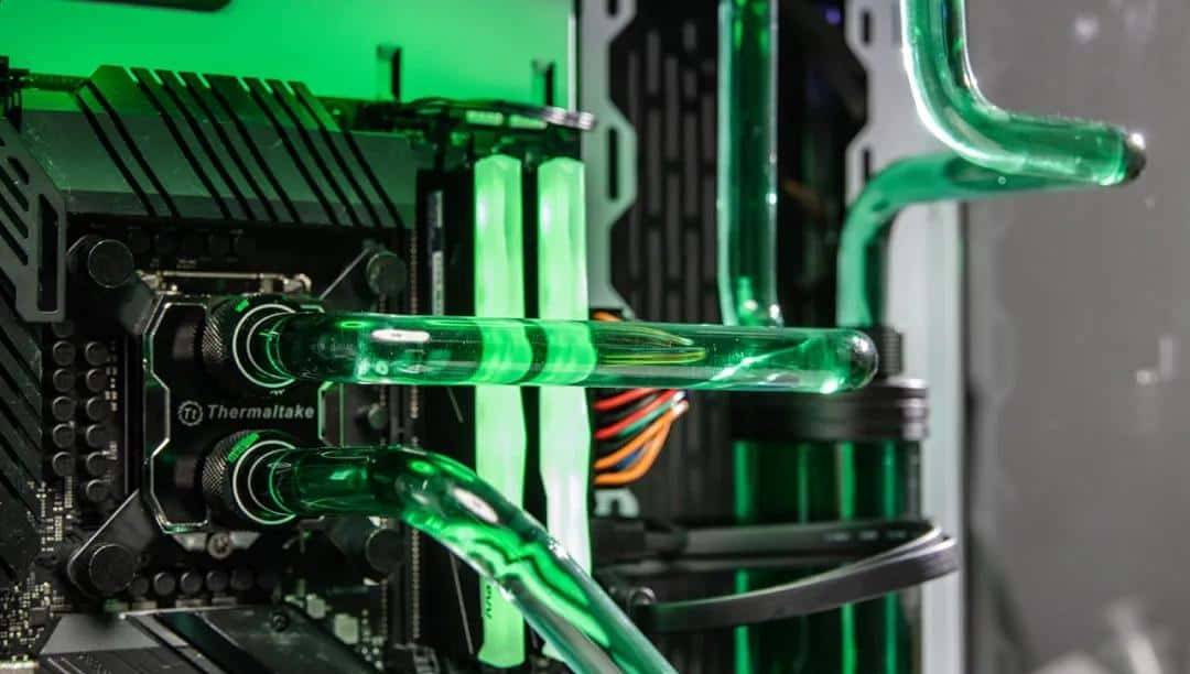 RTX 3080 Ti上手评测，老黄的这一刀砍中了矿老板？