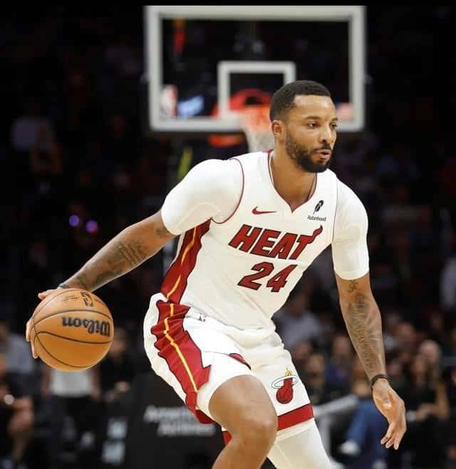 马克西27分，庄神14+23，鲍威尔32分，76人队117-127不敌热火队 - 宋马