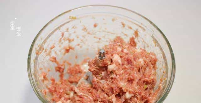 蒸一蒸，香软又筋道，一次多做点放冰箱，怎么吃都美味