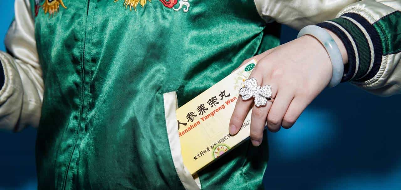 让马斯克变街头痞子、林黛玉穿潮牌,这个AI视频新玩法太上头,手把手教你秒变潮人