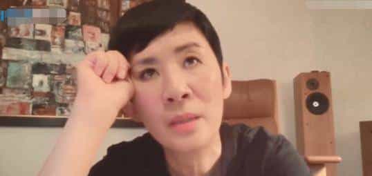 吴君如和陈可辛同居17年,生下女儿却不结婚:她到底图什么?