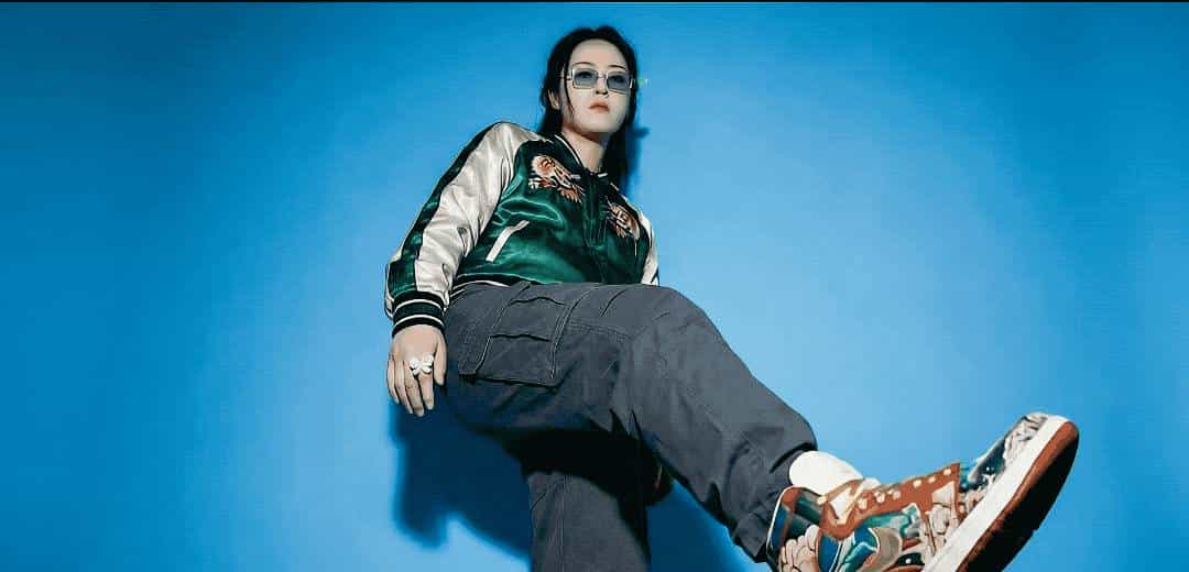 让马斯克变街头痞子、林黛玉穿潮牌,这个AI视频新玩法太上头,手把手教你秒变潮人