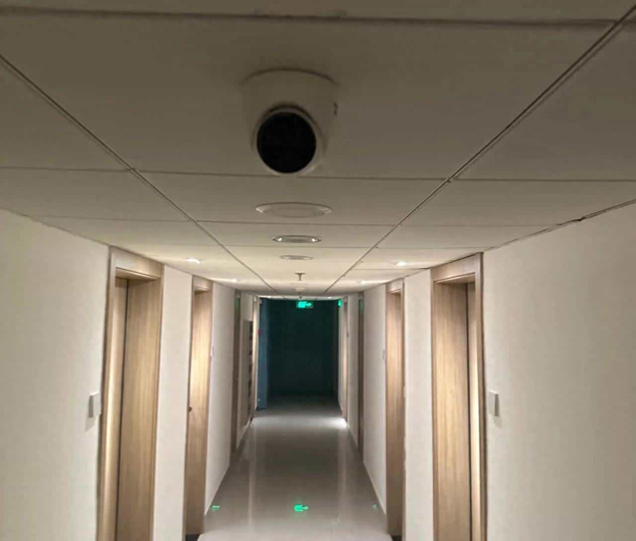 手机就能查房间摄像头！5个零成本方法，手把手教你，住酒店必看