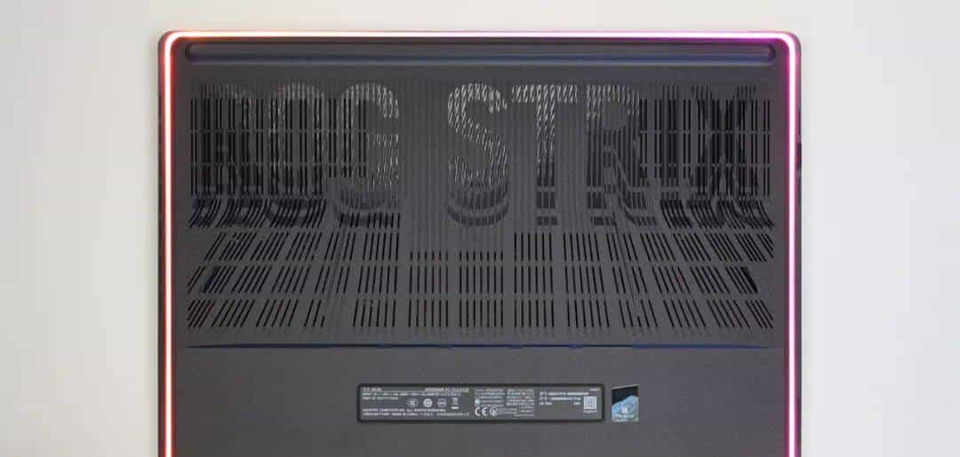 聊一款「安静+酷炫+超大屏」的游戏本