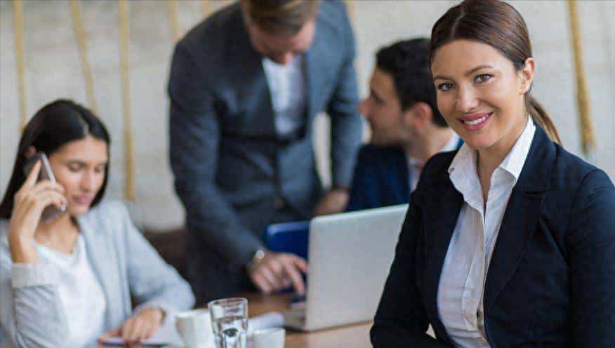 写报告总被批“没灵魂”？高手都用这招，逻辑链条比图表更管用 - 宋马