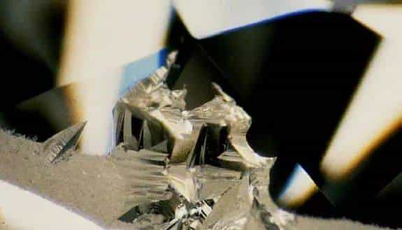 如何成为居家钻石鉴定师