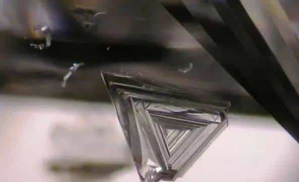 如何成为居家钻石鉴定师