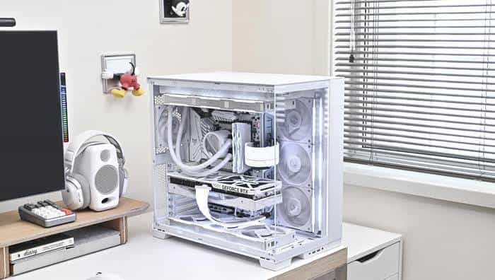 搭建无边海景房——影驰 Z790+ROG 龙王 3+联力积木风扇 P28 装机展示