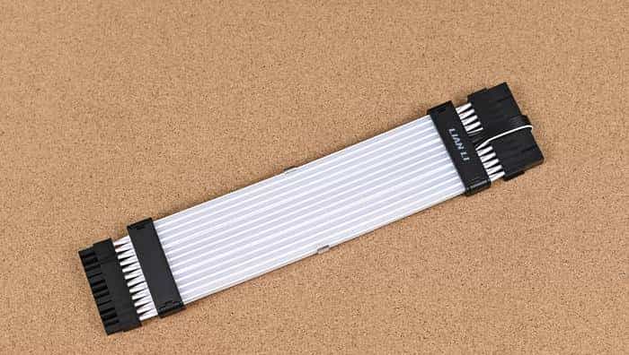 搭建无边海景房——影驰 Z790+ROG 龙王 3+联力积木风扇 P28 装机展示