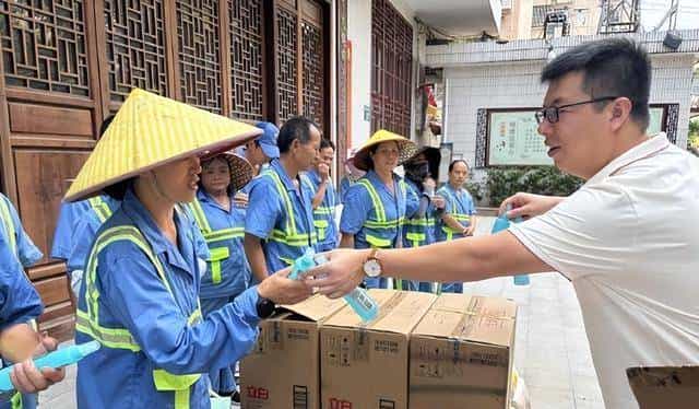 体制内四个“唬人官衔”:听着级别高,实则没实权