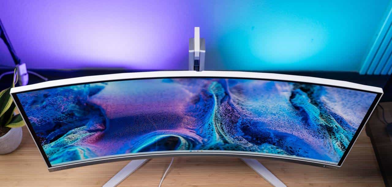 2024年最佳曲面游戏显示器推荐，如何挑选最适合你的显示器！