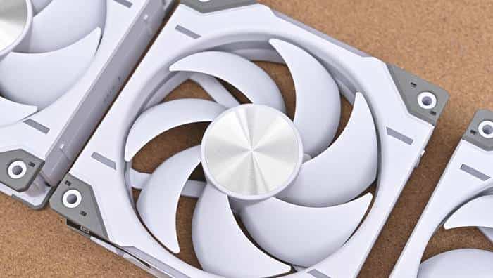 华擎 B760 Pro RS+影驰 4070Ti+追风者 G500A 装机展示