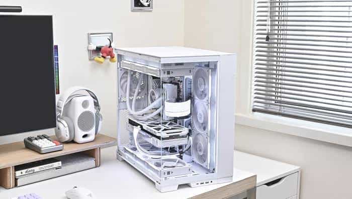 搭建无边海景房——影驰 Z790+ROG 龙王 3+联力积木风扇 P28 装机展示