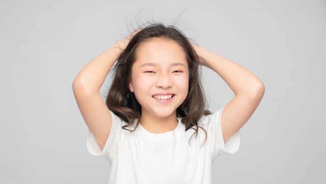 从诗经AI到赛博朋克名！2025最炸裂取名公式，拒绝‘子涵梓萱’❌