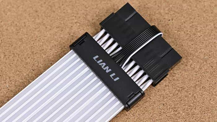 搭建无边海景房——影驰 Z790+ROG 龙王 3+联力积木风扇 P28 装机展示