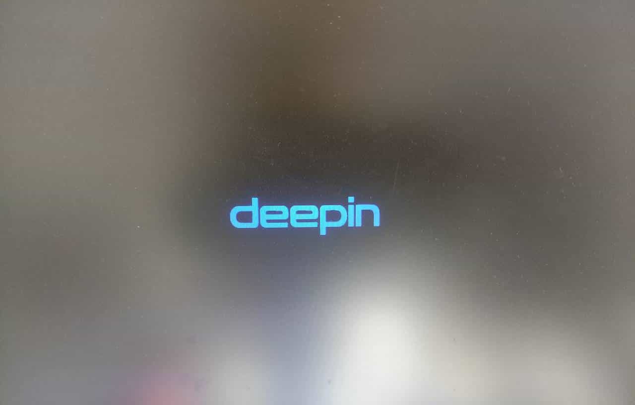 没有华为电脑不要紧,一个U盘让你用上国产操作系统