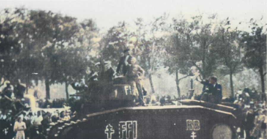 装甲辱法！坚甲利炮终为他人做嫁衣 二战德国缴获法国坦克大盘点