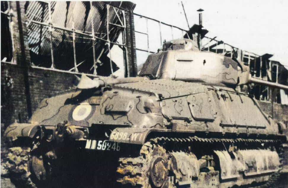 装甲辱法！坚甲利炮终为他人做嫁衣 二战德国缴获法国坦克大盘点